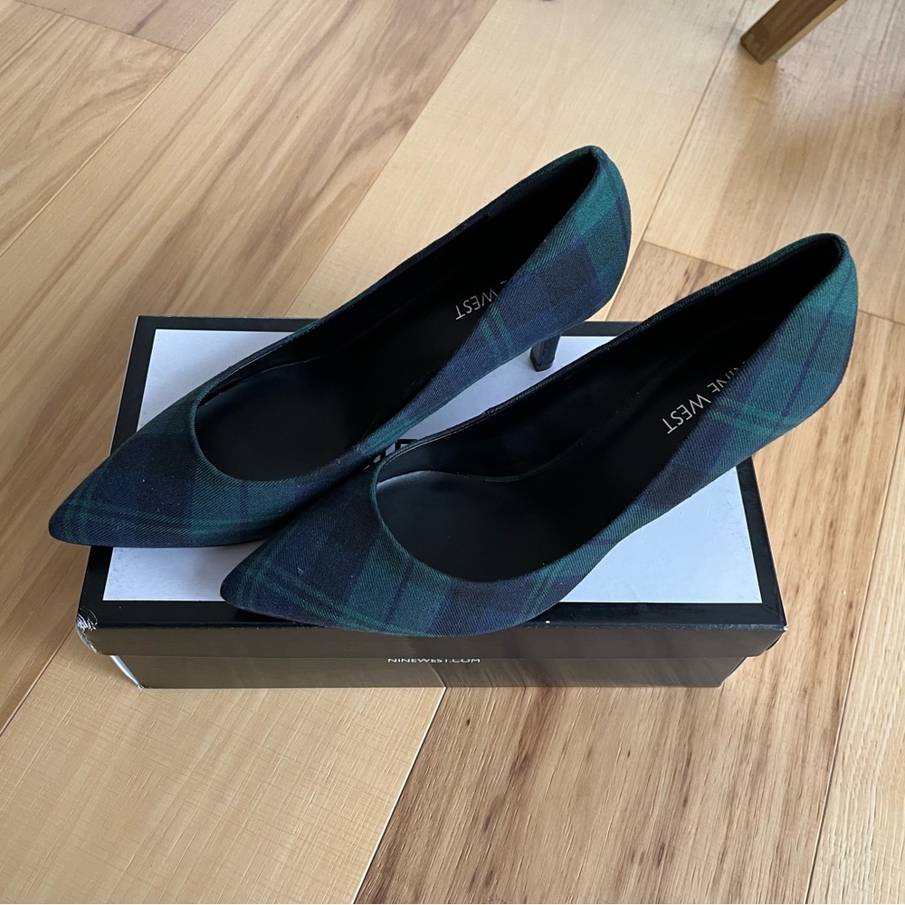 NIB- Nine West Evermore plaid heels, size 8.